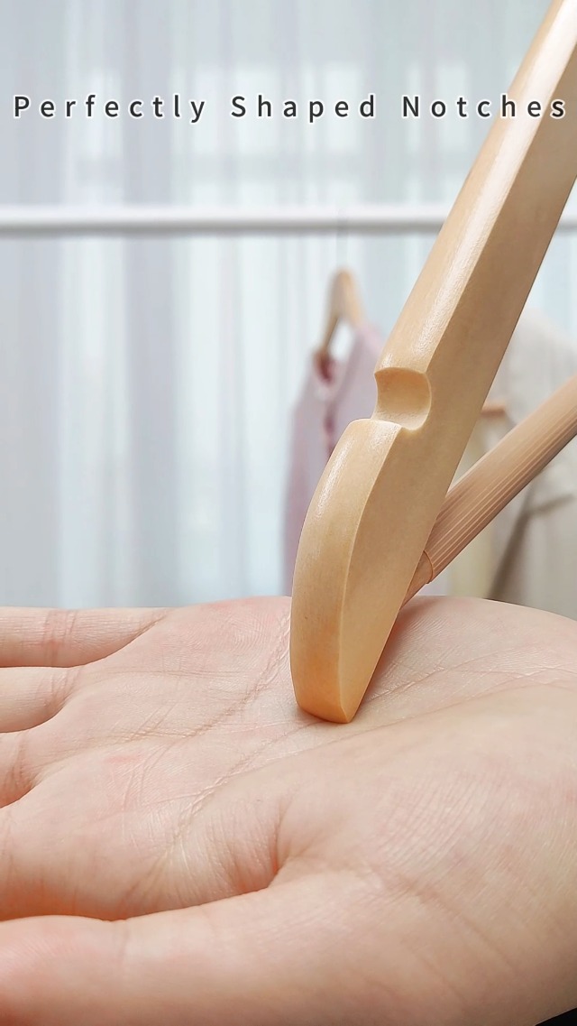 Amazon.com: TOPIA HANGER Wooden Hangers 30 Pack, Natural Wood